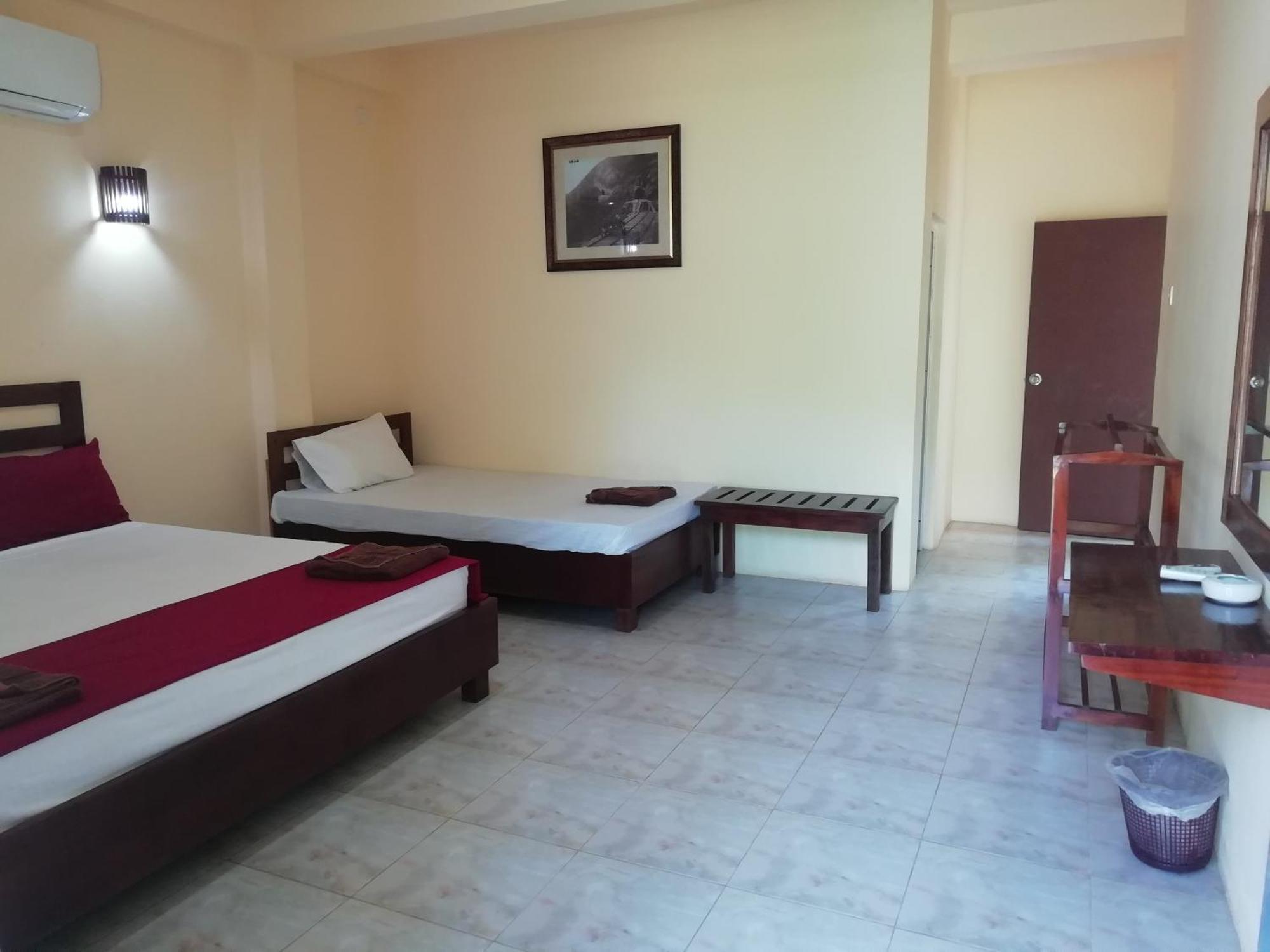 Dream Day Leisure Homes Сигирия Экстерьер фото